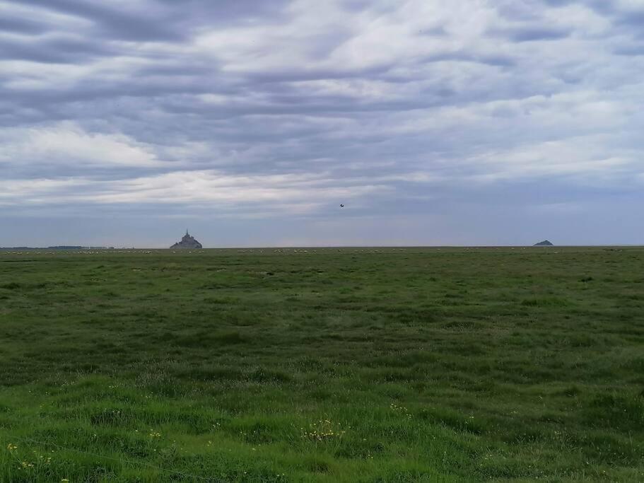 Céaux Sunset Family Guesthouse Mont Saint Michel מראה חיצוני תמונה